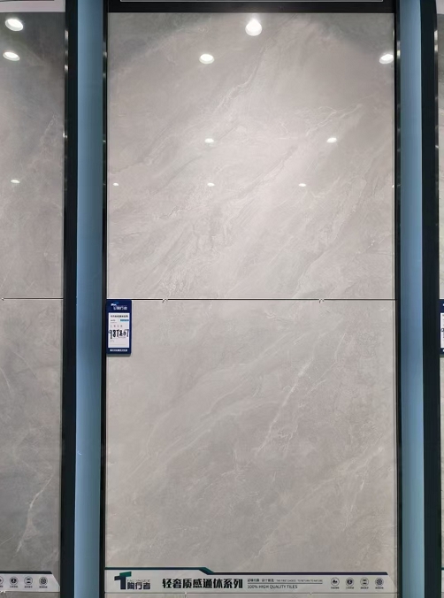 瓷磚的防污性能是評估瓷磚質(zhì)量和使用壽命的重要指標(biāo)之一。